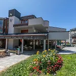 Daire Terrace Few Steps From - Happy Sestriere