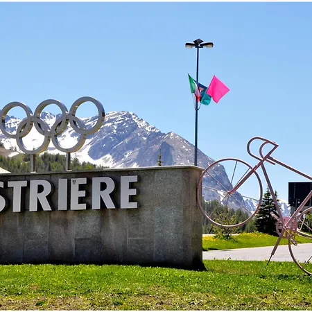 Terrace Few Steps From - Happy Sestriere