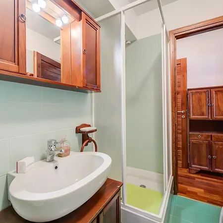 Daire Terrace Few Steps From - Happy *