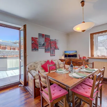 Daire Terrace Few Steps From - Happy *