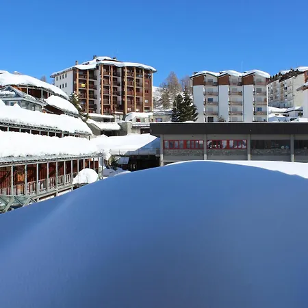 Terrace Few Steps From - Happy Daire