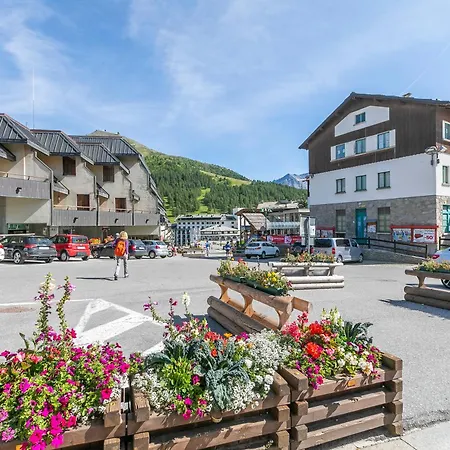 Terrace Few Steps From - Happy Apartment Sestriere